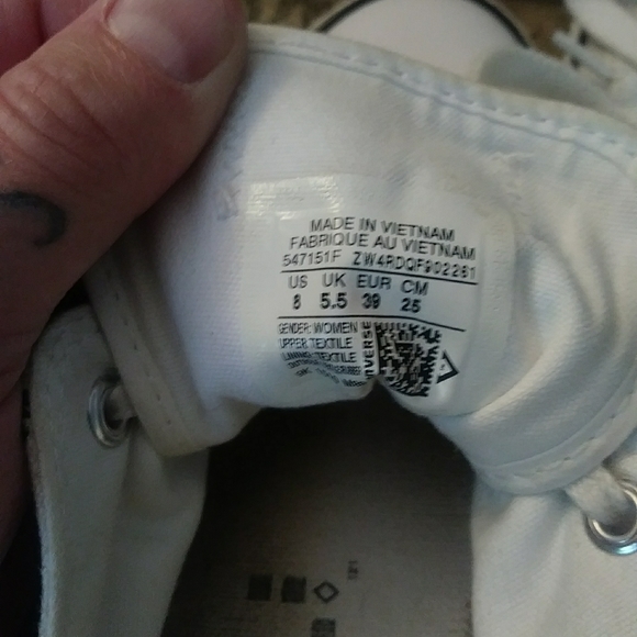 Women's Size 8. Rare Converse Low Tops - Picture 4 of 6